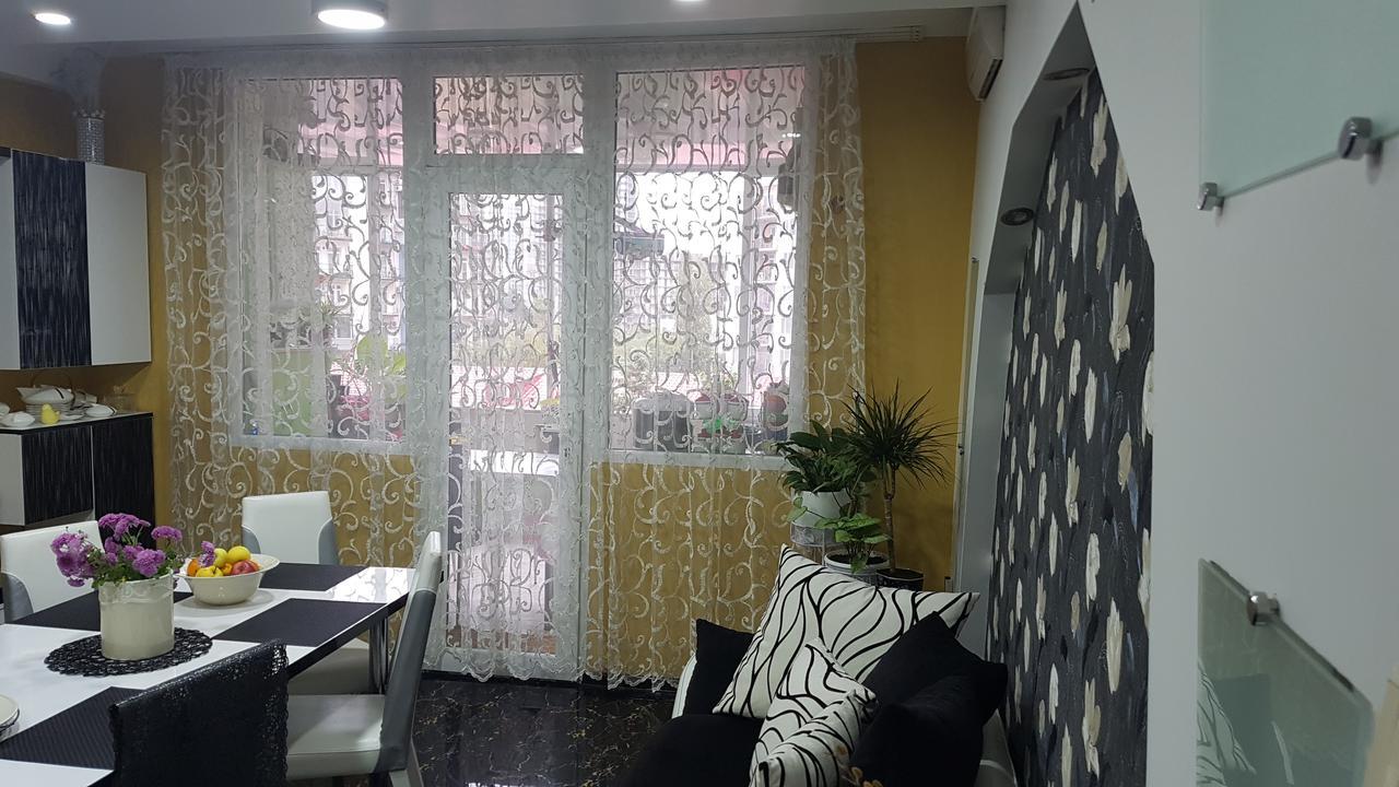 Батуми, 5 Комнатная Exterior foto